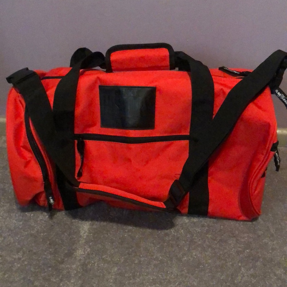 Flag Nor Fail Gym Bag (Red)